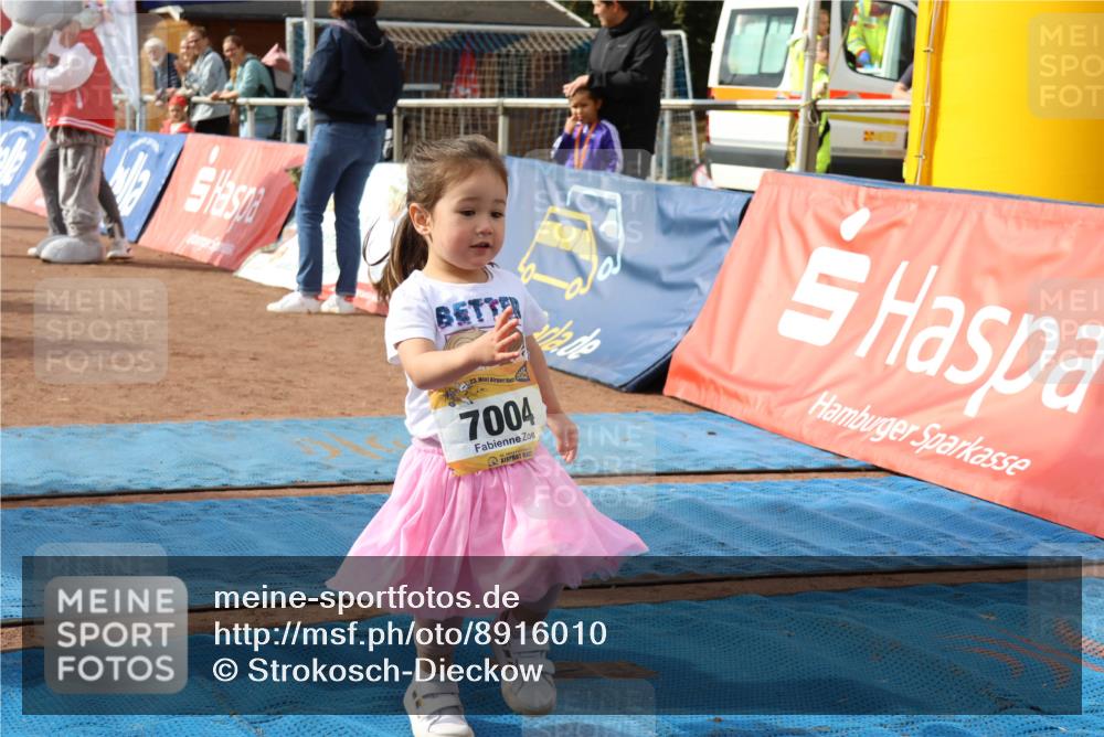 14.09.2025 - Airport Race Strokosch-Dieckow http://msf.ph/oto/8916010 14.09.2025 11:22:54 Ziel 7004 meine-sportfotos.de