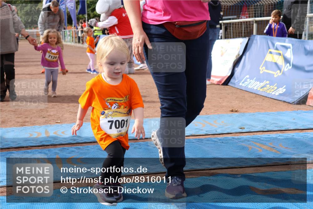 14.09.2025 - Airport Race Strokosch-Dieckow http://msf.ph/oto/8916011 14.09.2025 11:22:58 Ziel 7129, 23, 3, 23, 7001 meine-sportfotos.de