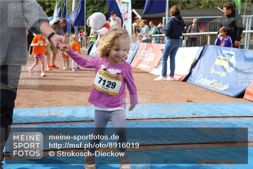 14.09.2025 - Airport Race Strokosch-Dieckow http://msf.ph/oto/8916019 14.09.2025 11:23:01 Ziel 109, 23, 7129 meine-sportfotos.de