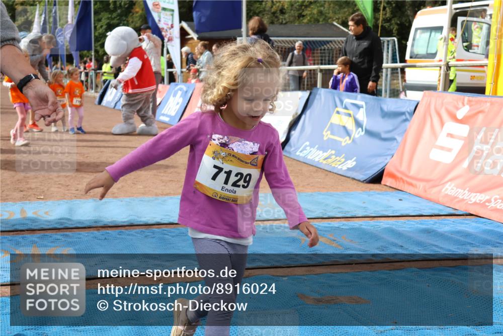 14.09.2025 - Airport Race Strokosch-Dieckow http://msf.ph/oto/8916024 14.09.2025 11:23:01 Ziel 012, 714, 23, 7129 meine-sportfotos.de