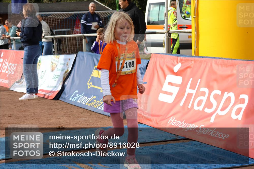 14.09.2025 - Airport Race Strokosch-Dieckow http://msf.ph/oto/8916028 14.09.2025 11:23:06 Ziel 109 meine-sportfotos.de