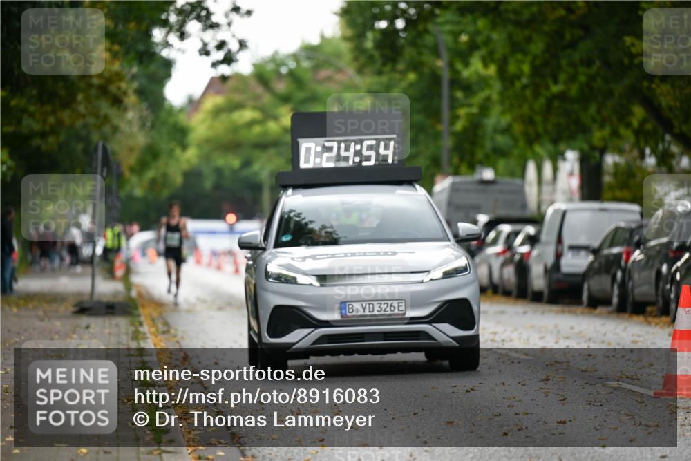 21.09.2025 - PSD Bank Halbmarathon Dr. Thomas Lammeyer http://msf.ph/oto/8916083 21.09.2025 10:24:32 Laufen 0, 24, 54, 326 meine-sportfotos.de
