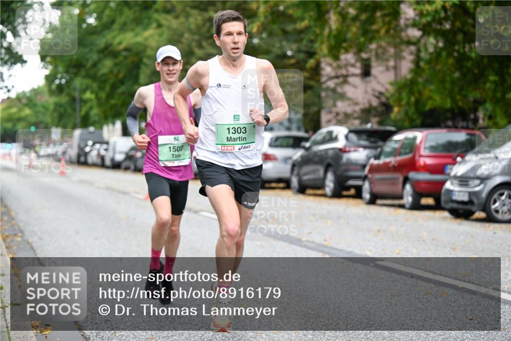 21.09.2025 - PSD Bank Halbmarathon Dr. Thomas Lammeyer http://msf.ph/oto/8916179 21.09.2025 10:25:35 Laufen 1303, 1507 meine-sportfotos.de