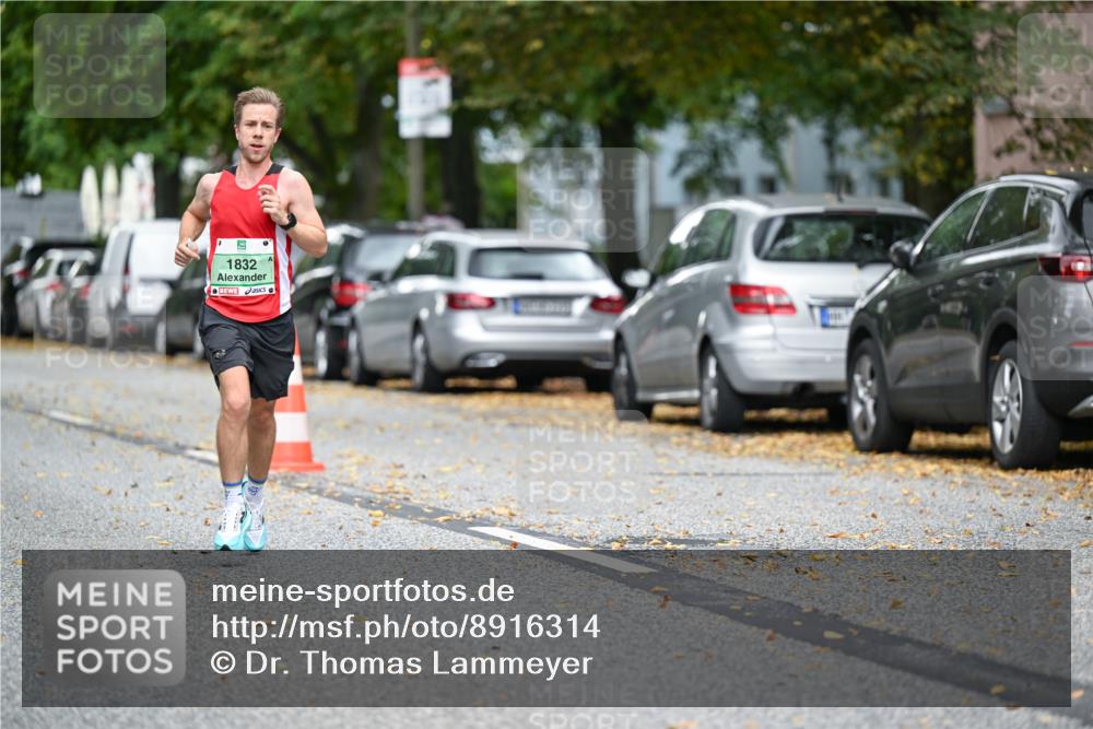 21.09.2025 - PSD Bank Halbmarathon Dr. Thomas Lammeyer http://msf.ph/oto/8916314 21.09.2025 10:28:19 Laufen 1832 meine-sportfotos.de