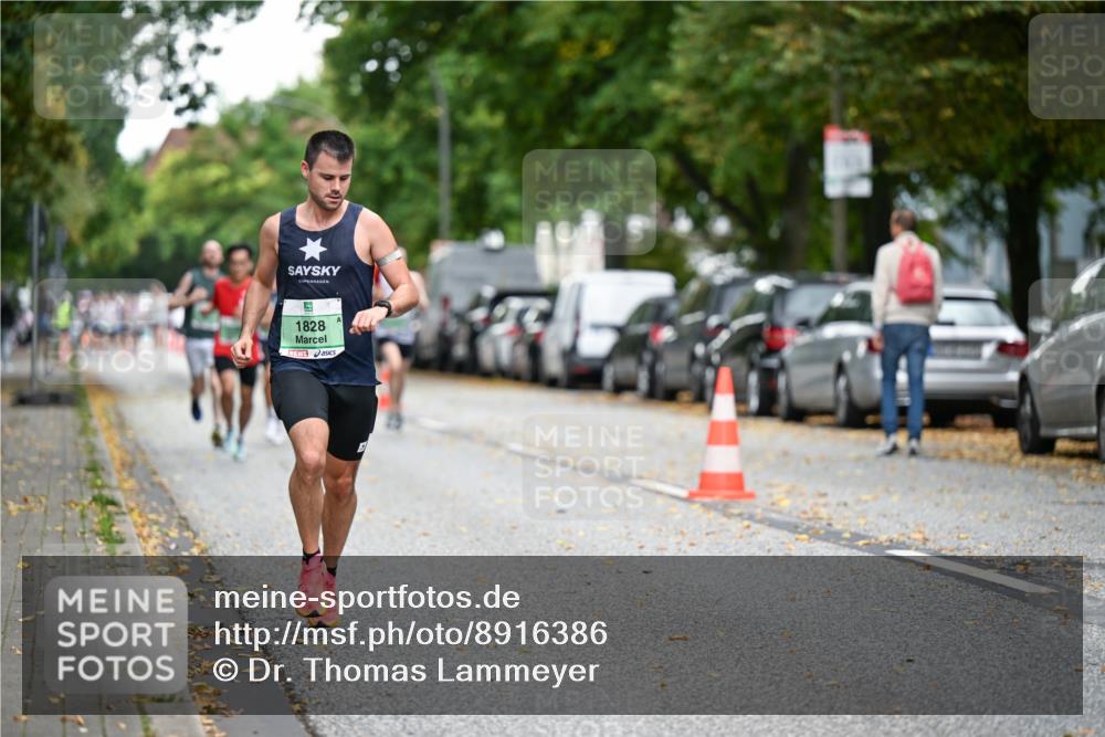 21.09.2025 - PSD Bank Halbmarathon Dr. Thomas Lammeyer http://msf.ph/oto/8916386 21.09.2025 10:28:46 Laufen 1828 meine-sportfotos.de