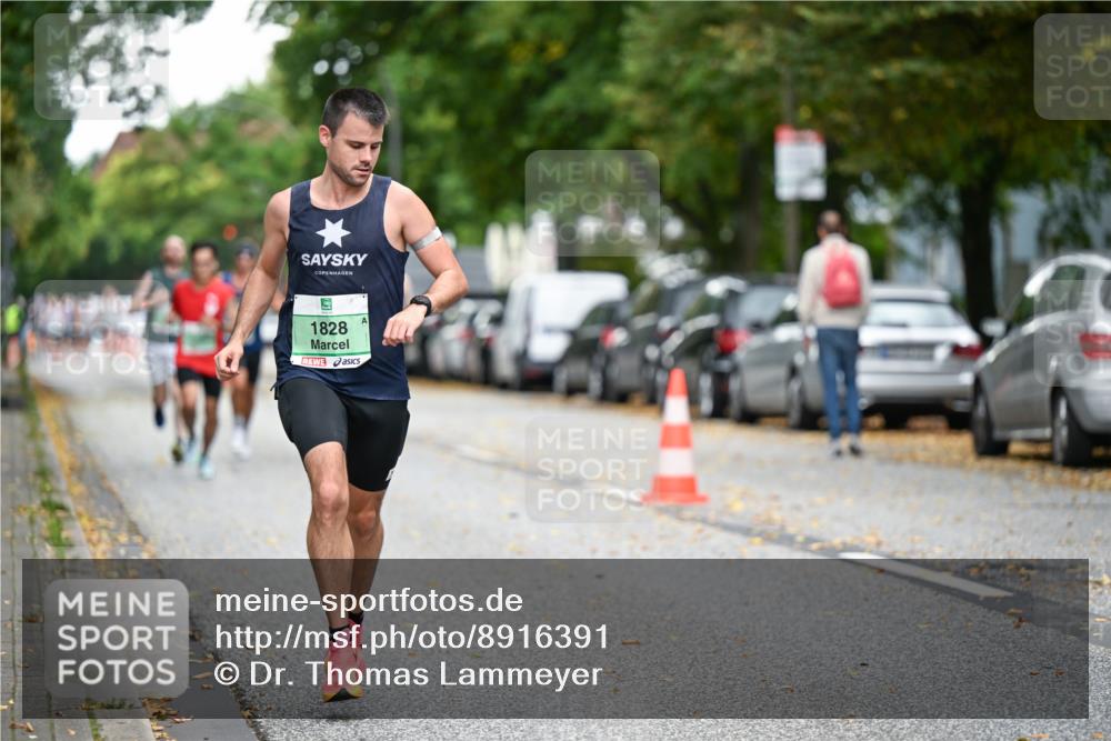 21.09.2025 - PSD Bank Halbmarathon Dr. Thomas Lammeyer http://msf.ph/oto/8916391 21.09.2025 10:28:47 Laufen 1828 meine-sportfotos.de