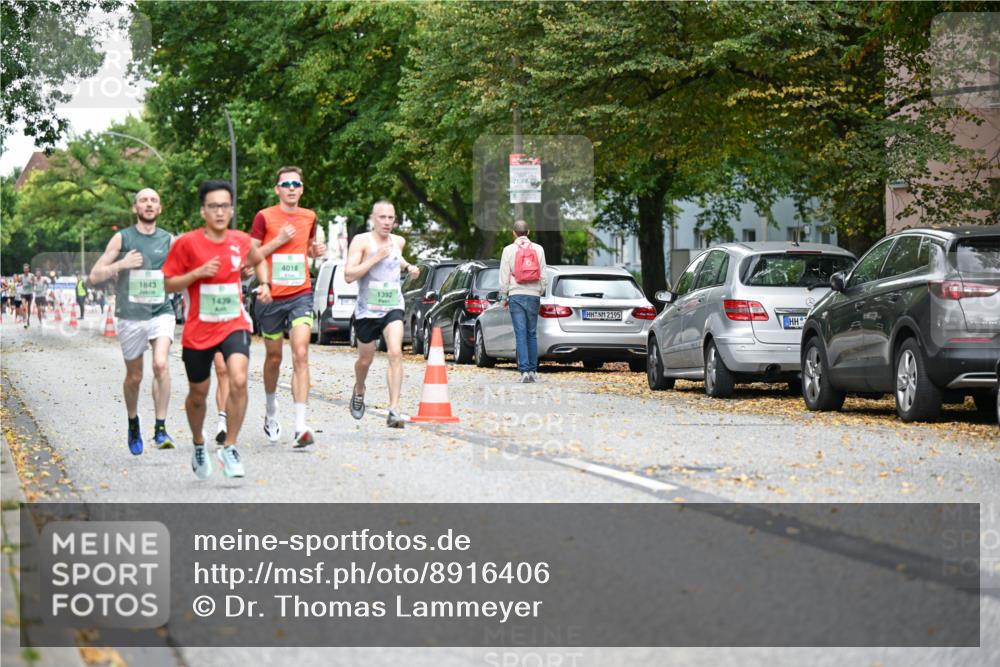 21.09.2025 - PSD Bank Halbmarathon Dr. Thomas Lammeyer http://msf.ph/oto/8916406 21.09.2025 10:28:50 Laufen 1843, 1439, 4018, 1392, 21, 09, 2195 meine-sportfotos.de