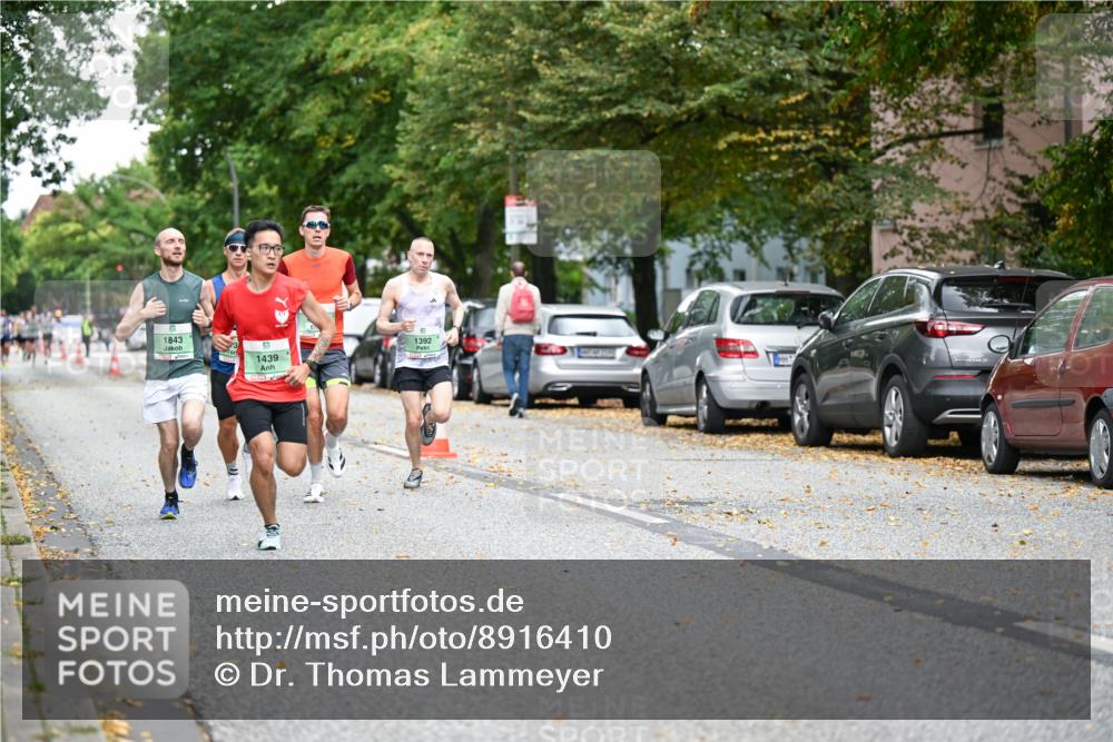 21.09.2025 - PSD Bank Halbmarathon Dr. Thomas Lammeyer http://msf.ph/oto/8916410 21.09.2025 10:28:51 Laufen 1843, 1392, 1439 meine-sportfotos.de