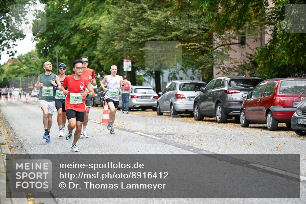 21.09.2025 - PSD Bank Halbmarathon Dr. Thomas Lammeyer http://msf.ph/oto/8916412 21.09.2025 10:28:51 Laufen 1843, 1358, 1439, 1392, 49 meine-sportfotos.de