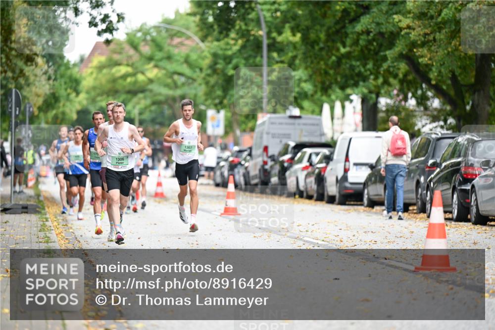 21.09.2025 - PSD Bank Halbmarathon Dr. Thomas Lammeyer http://msf.ph/oto/8916429 21.09.2025 10:29:04 Laufen 17, 1306, 1307 meine-sportfotos.de