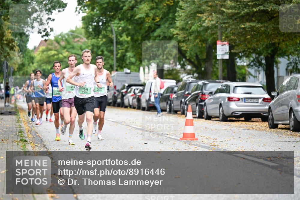 21.09.2025 - PSD Bank Halbmarathon Dr. Thomas Lammeyer http://msf.ph/oto/8916446 21.09.2025 10:29:08 Laufen 1833, 1795, 1306, 1307 meine-sportfotos.de