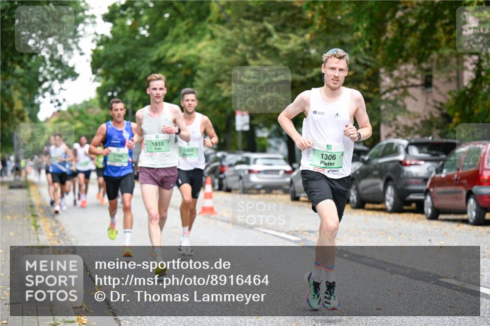 21.09.2025 - PSD Bank Halbmarathon Dr. Thomas Lammeyer http://msf.ph/oto/8916464 21.09.2025 10:29:10 Laufen 1799, 1833, 1307, 1306 meine-sportfotos.de
