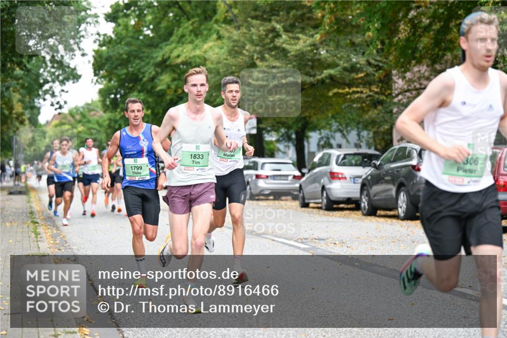 21.09.2025 - PSD Bank Halbmarathon Dr. Thomas Lammeyer http://msf.ph/oto/8916466 21.09.2025 10:29:11 Laufen 1799, 1833, 306 meine-sportfotos.de