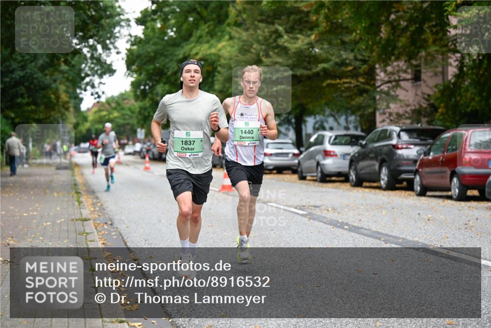 21.09.2025 - PSD Bank Halbmarathon Dr. Thomas Lammeyer http://msf.ph/oto/8916532 21.09.2025 10:29:29 Laufen 1837, 5, 1440 meine-sportfotos.de