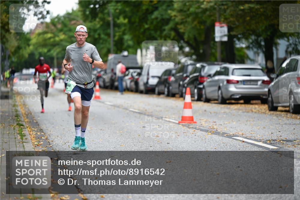 21.09.2025 - PSD Bank Halbmarathon Dr. Thomas Lammeyer http://msf.ph/oto/8916542 21.09.2025 10:29:32 Laufen 846 meine-sportfotos.de
