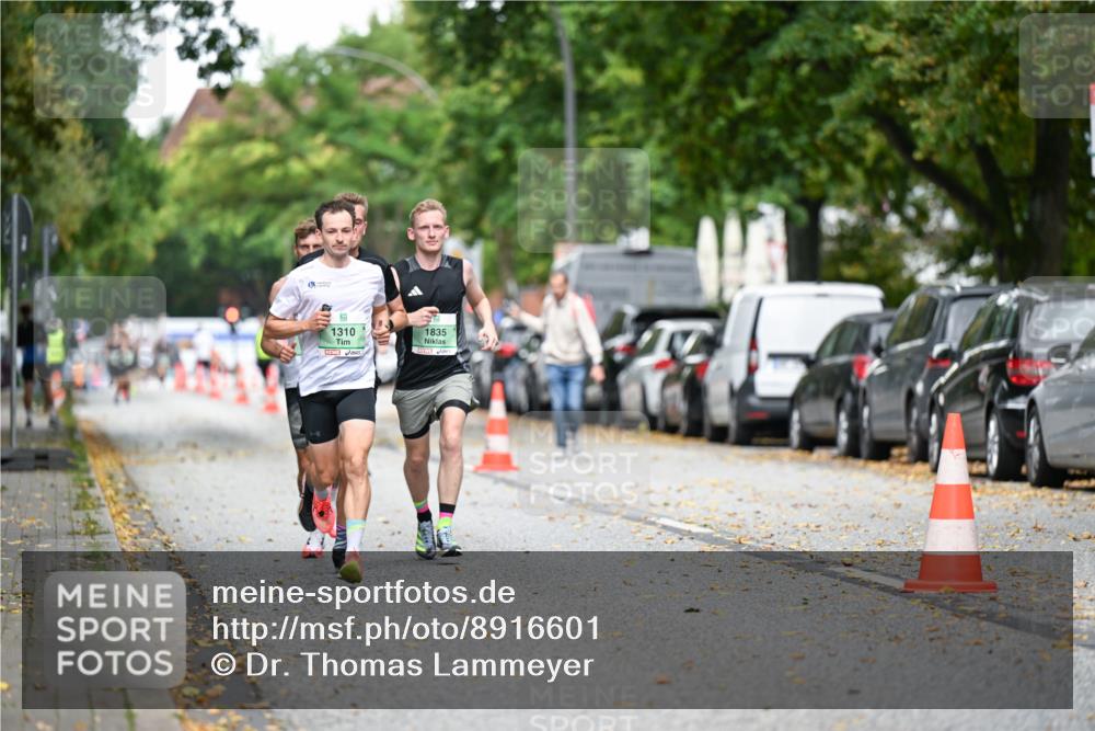 21.09.2025 - PSD Bank Halbmarathon Dr. Thomas Lammeyer http://msf.ph/oto/8916601 21.09.2025 10:30:15 Laufen 1310, 1835 meine-sportfotos.de