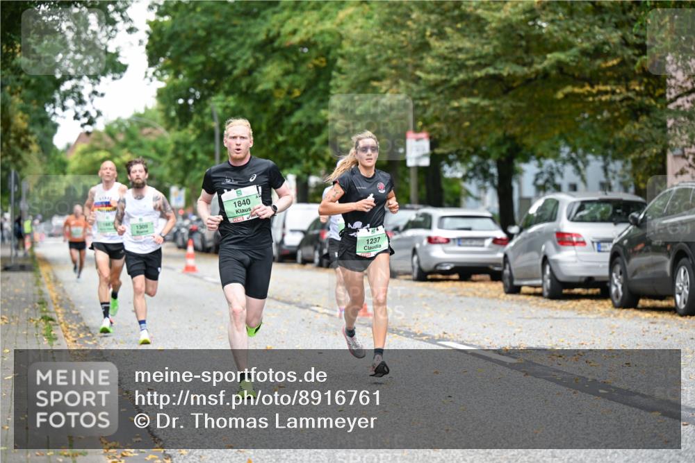21.09.2025 - PSD Bank Halbmarathon Dr. Thomas Lammeyer http://msf.ph/oto/8916761 21.09.2025 10:30:54 Laufen 1667, 1309, 1840, 1237 meine-sportfotos.de