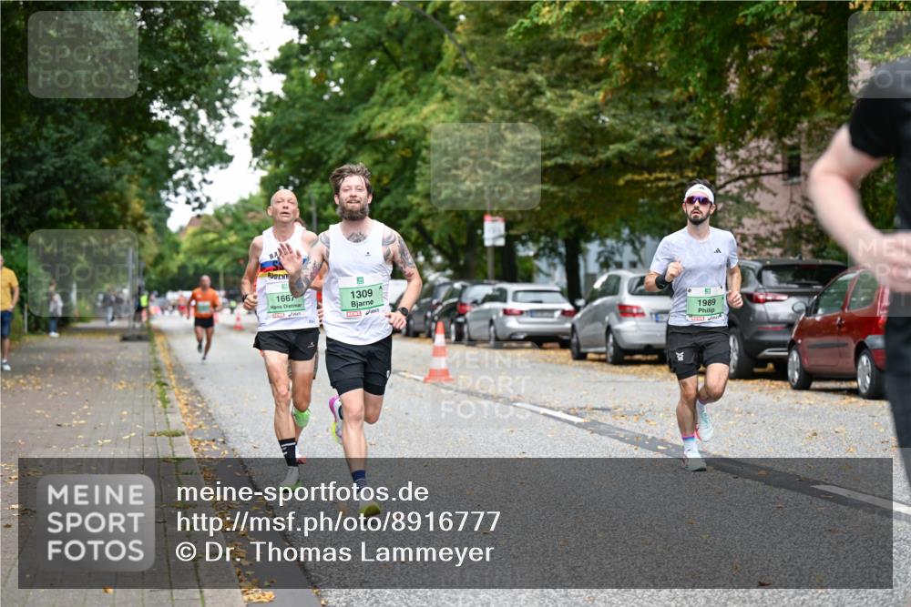 21.09.2025 - PSD Bank Halbmarathon Dr. Thomas Lammeyer http://msf.ph/oto/8916777 21.09.2025 10:30:57 Laufen 1667, 1309, 1989 meine-sportfotos.de
