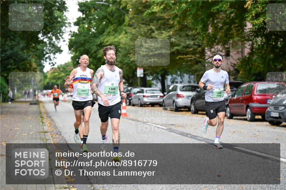 21.09.2025 - PSD Bank Halbmarathon Dr. Thomas Lammeyer http://msf.ph/oto/8916779 21.09.2025 10:30:57 Laufen 1667, 1309, 1989 meine-sportfotos.de