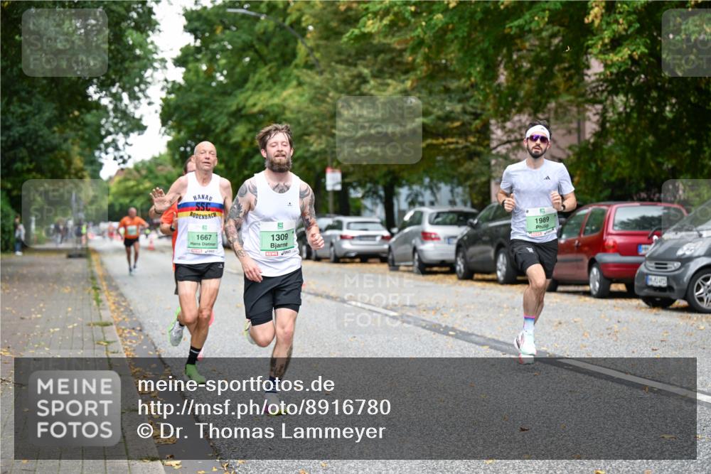 21.09.2025 - PSD Bank Halbmarathon Dr. Thomas Lammeyer http://msf.ph/oto/8916780 21.09.2025 10:30:57 Laufen 1667, 1309, 1989 meine-sportfotos.de