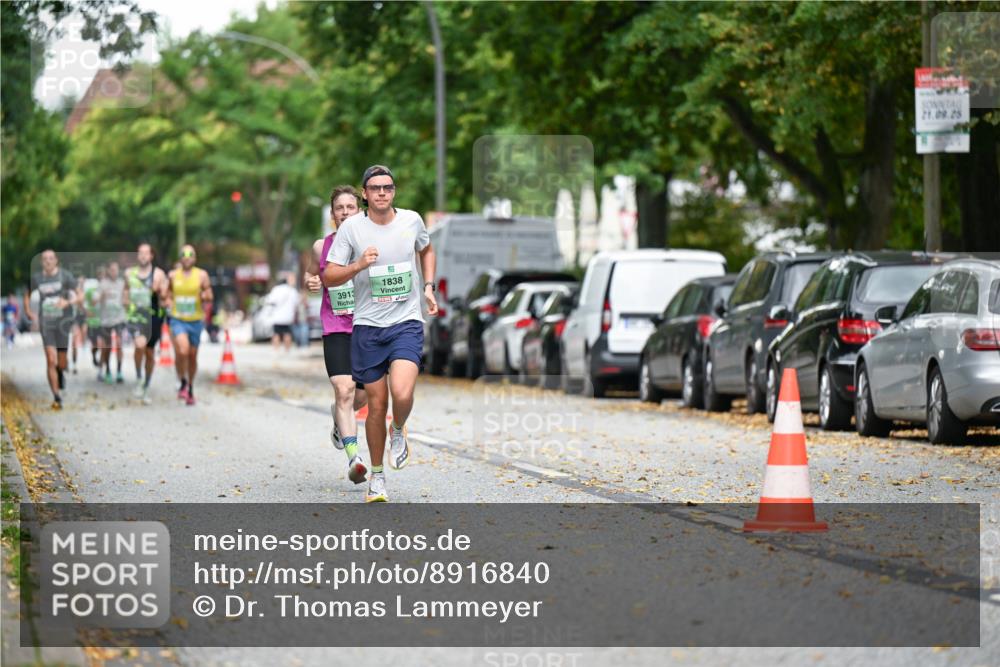 21.09.2025 - PSD Bank Halbmarathon Dr. Thomas Lammeyer http://msf.ph/oto/8916840 21.09.2025 10:31:29 Laufen 3913, 1838, 21, 09, 25 meine-sportfotos.de