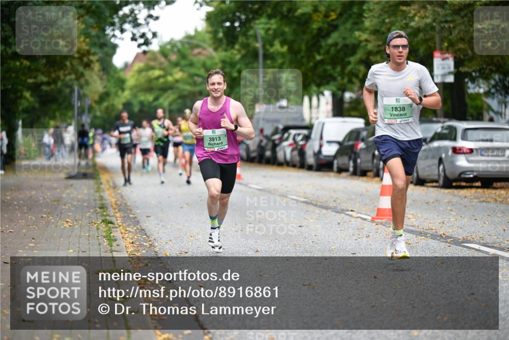 21.09.2025 - PSD Bank Halbmarathon Dr. Thomas Lammeyer http://msf.ph/oto/8916861 21.09.2025 10:31:32 Laufen 3913, 1838 meine-sportfotos.de