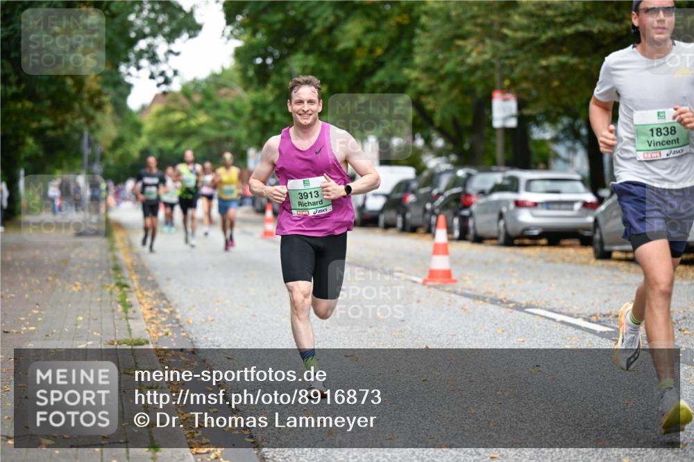 21.09.2025 - PSD Bank Halbmarathon Dr. Thomas Lammeyer http://msf.ph/oto/8916873 21.09.2025 10:31:34 Laufen 3913, 1838 meine-sportfotos.de