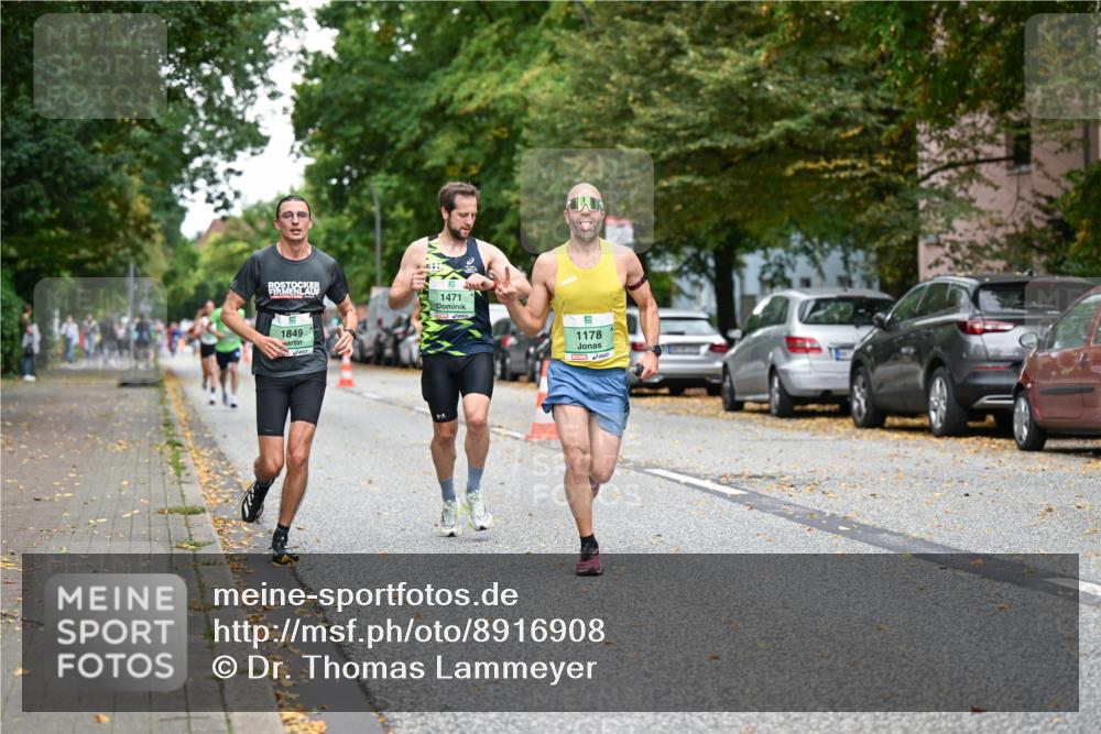 21.09.2025 - PSD Bank Halbmarathon Dr. Thomas Lammeyer http://msf.ph/oto/8916908 21.09.2025 10:31:41 Laufen 1849, 1471, 1178 meine-sportfotos.de