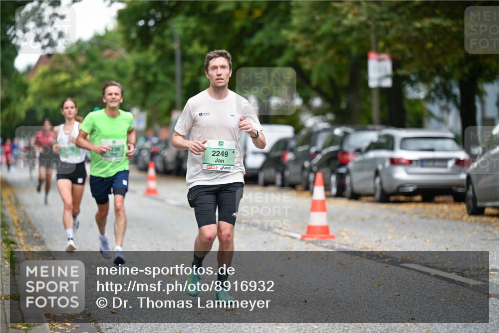 21.09.2025 - PSD Bank Halbmarathon Dr. Thomas Lammeyer http://msf.ph/oto/8916932 21.09.2025 10:31:46 Laufen 230, 2249 meine-sportfotos.de