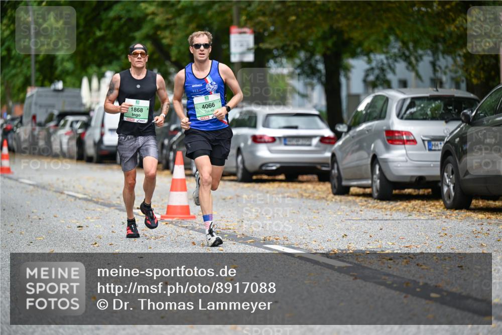 21.09.2025 - PSD Bank Halbmarathon Dr. Thomas Lammeyer http://msf.ph/oto/8917088 21.09.2025 10:32:24 Laufen 1868, 4066 meine-sportfotos.de