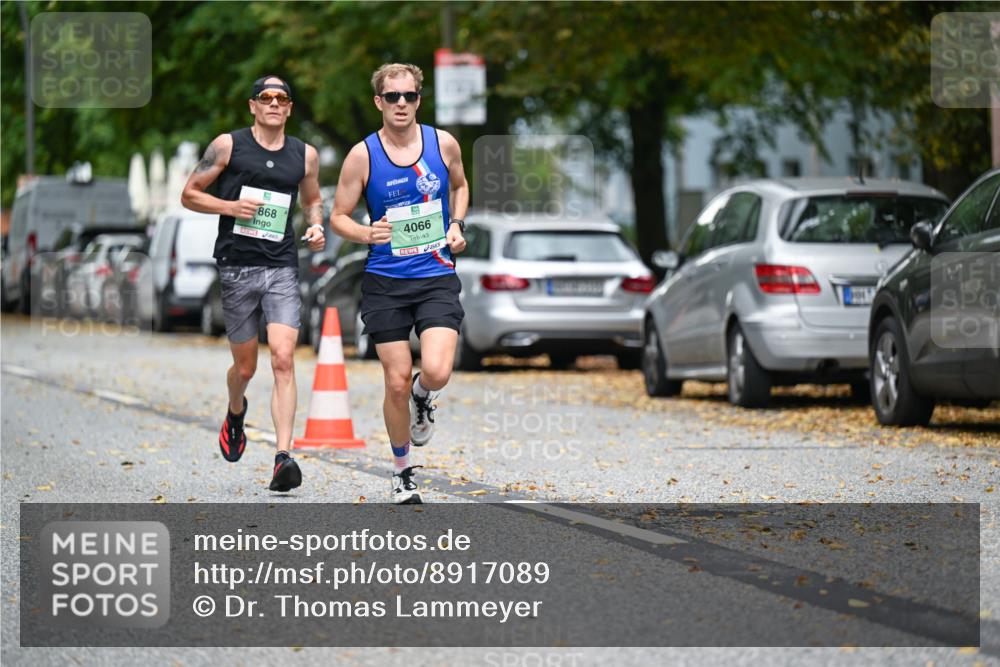 21.09.2025 - PSD Bank Halbmarathon Dr. Thomas Lammeyer http://msf.ph/oto/8917089 21.09.2025 10:32:24 Laufen 868, 4066 meine-sportfotos.de