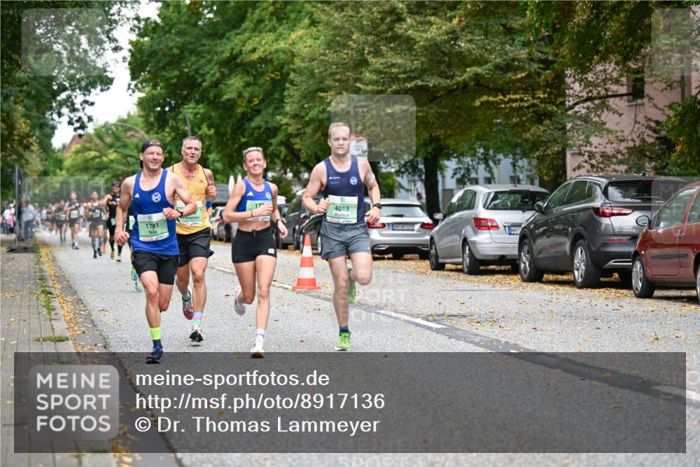 21.09.2025 - PSD Bank Halbmarathon Dr. Thomas Lammeyer http://msf.ph/oto/8917136 21.09.2025 10:32:36 Laufen 17, 4019, 1781 meine-sportfotos.de