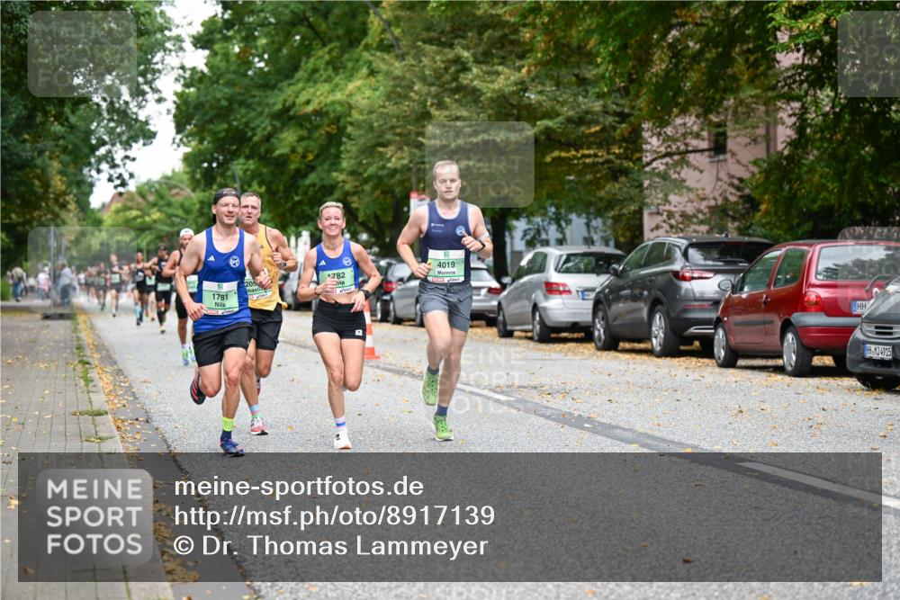 21.09.2025 - PSD Bank Halbmarathon Dr. Thomas Lammeyer http://msf.ph/oto/8917139 21.09.2025 10:32:36 Laufen 1781, 4019, 20, 1782, 4915 meine-sportfotos.de