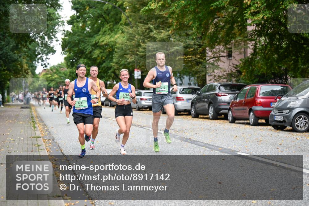 21.09.2025 - PSD Bank Halbmarathon Dr. Thomas Lammeyer http://msf.ph/oto/8917142 21.09.2025 10:32:37 Laufen 1781, 1782, 4019, 4915 meine-sportfotos.de