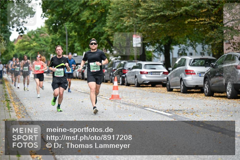 21.09.2025 - PSD Bank Halbmarathon Dr. Thomas Lammeyer http://msf.ph/oto/8917208 21.09.2025 10:32:50 Laufen 1939, 1854, 1969 meine-sportfotos.de
