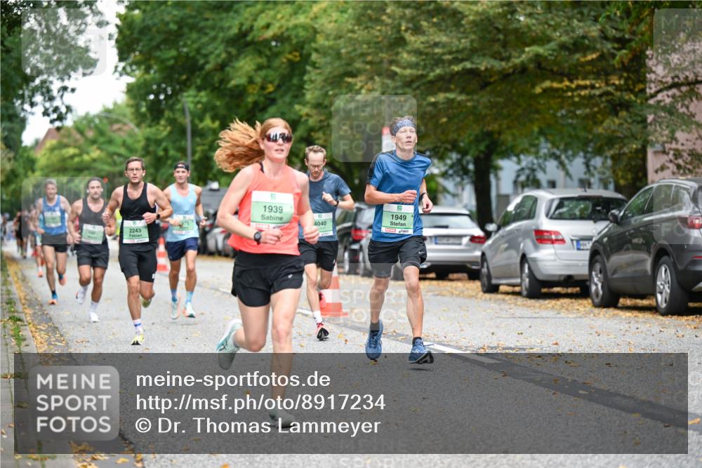 21.09.2025 - PSD Bank Halbmarathon Dr. Thomas Lammeyer http://msf.ph/oto/8917234 21.09.2025 10:32:55 Laufen 1939, 4040, 2243, 10515, 1949 meine-sportfotos.de
