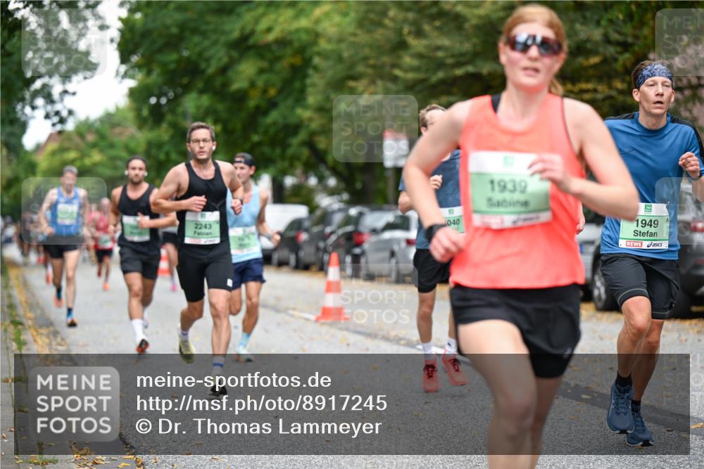 21.09.2025 - PSD Bank Halbmarathon Dr. Thomas Lammeyer http://msf.ph/oto/8917245 21.09.2025 10:32:57 Laufen 2243, 040, 1939, 1949 meine-sportfotos.de