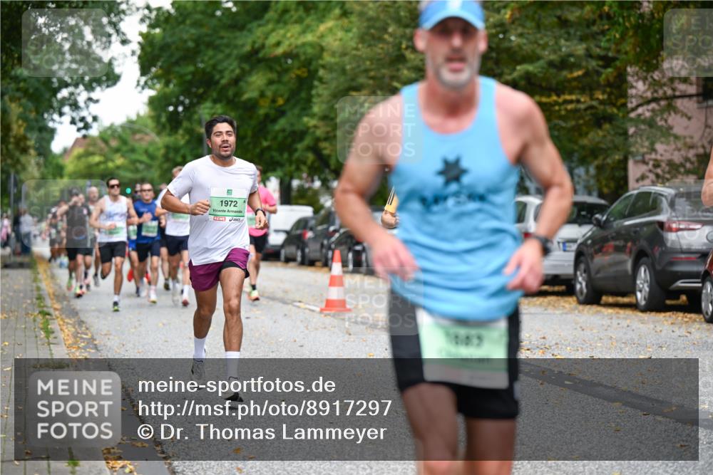 21.09.2025 - PSD Bank Halbmarathon Dr. Thomas Lammeyer http://msf.ph/oto/8917297 21.09.2025 10:33:07 Laufen 1972, 1889 meine-sportfotos.de