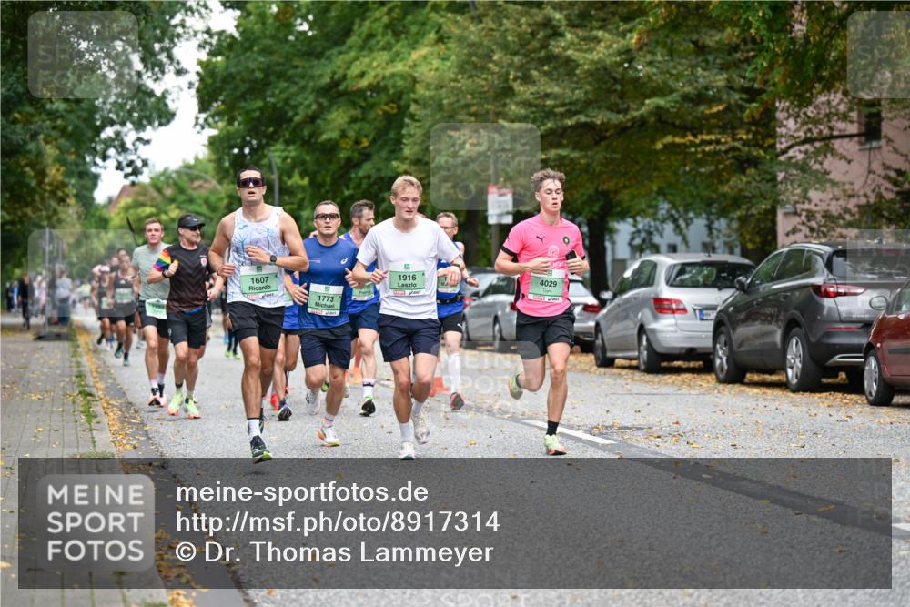 21.09.2025 - PSD Bank Halbmarathon Dr. Thomas Lammeyer http://msf.ph/oto/8917314 21.09.2025 10:33:11 Laufen 1953, 1607, 1773, 1916, 4029 meine-sportfotos.de