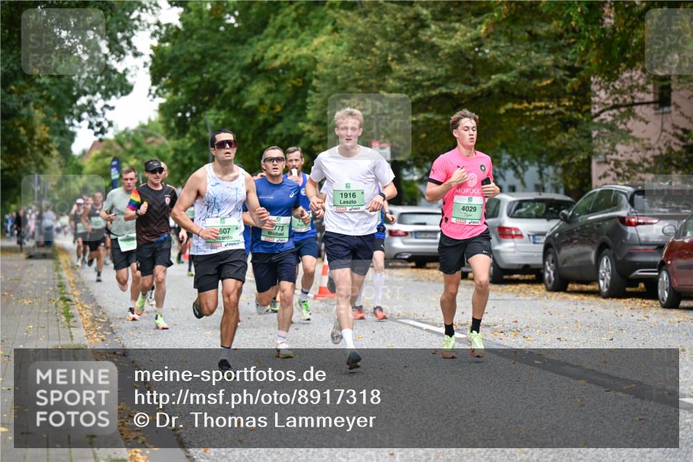 21.09.2025 - PSD Bank Halbmarathon Dr. Thomas Lammeyer http://msf.ph/oto/8917318 21.09.2025 10:33:11 Laufen 607, 773, 1916, 4029 meine-sportfotos.de