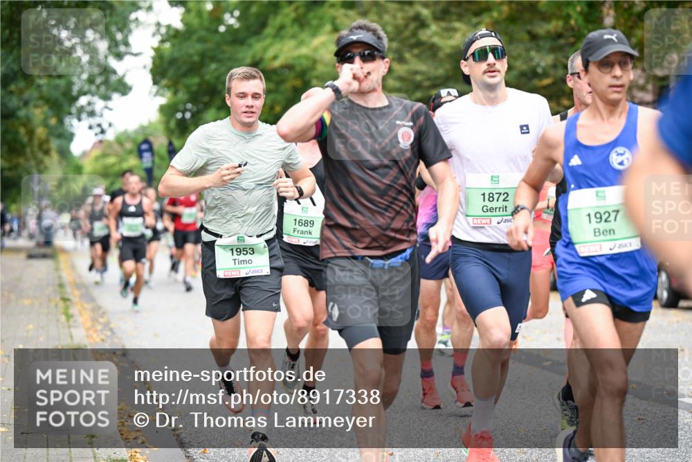 21.09.2025 - PSD Bank Halbmarathon Dr. Thomas Lammeyer http://msf.ph/oto/8917338 21.09.2025 10:33:15 Laufen 1953, 1689, 1872, 1927 meine-sportfotos.de