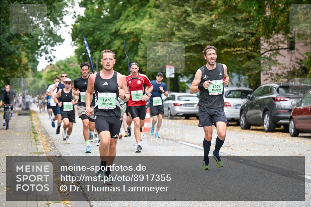 21.09.2025 - PSD Bank Halbmarathon Dr. Thomas Lammeyer http://msf.ph/oto/8917355 21.09.2025 10:33:18 Laufen 1890, 1978, 1889, 1407 meine-sportfotos.de