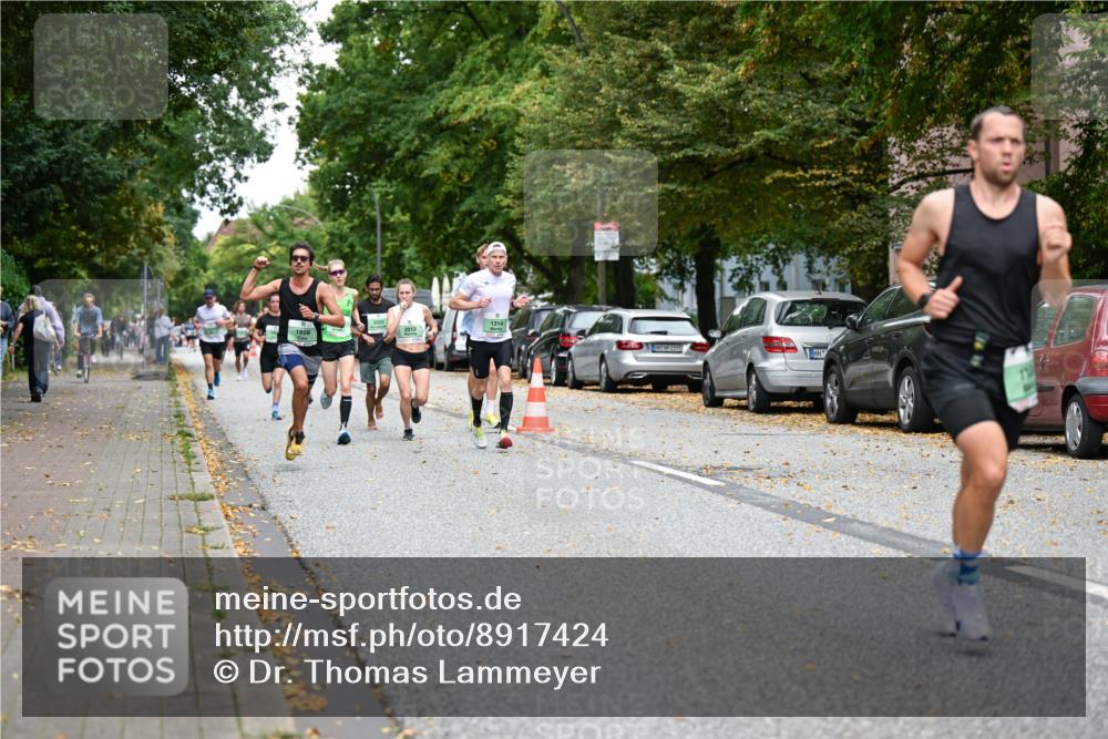 21.09.2025 - PSD Bank Halbmarathon Dr. Thomas Lammeyer http://msf.ph/oto/8917424 21.09.2025 10:33:31 Laufen 1858, 2022, 1314, 2012 meine-sportfotos.de