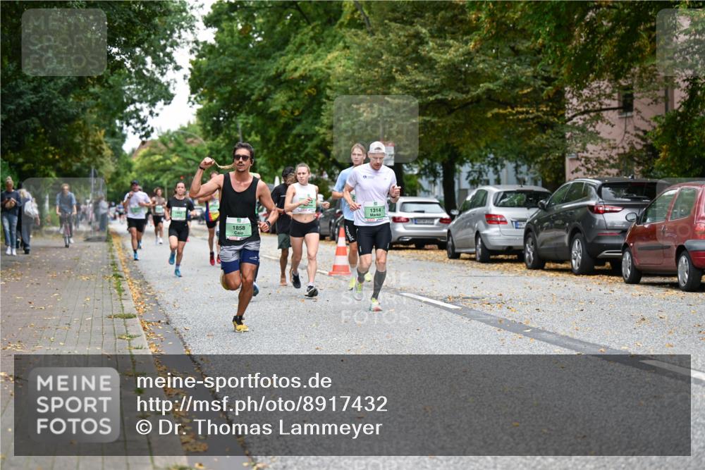 21.09.2025 - PSD Bank Halbmarathon Dr. Thomas Lammeyer http://msf.ph/oto/8917432 21.09.2025 10:33:32 Laufen 1852, 1858, 1314, 4435 meine-sportfotos.de