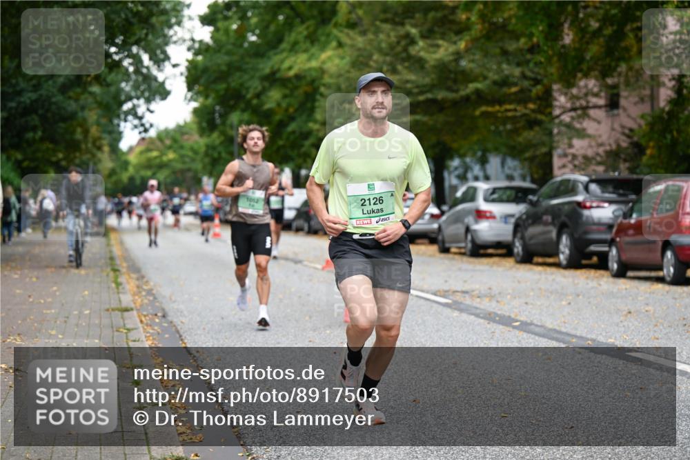 21.09.2025 - PSD Bank Halbmarathon Dr. Thomas Lammeyer http://msf.ph/oto/8917503 21.09.2025 10:33:42 Laufen 1012, 2126 meine-sportfotos.de