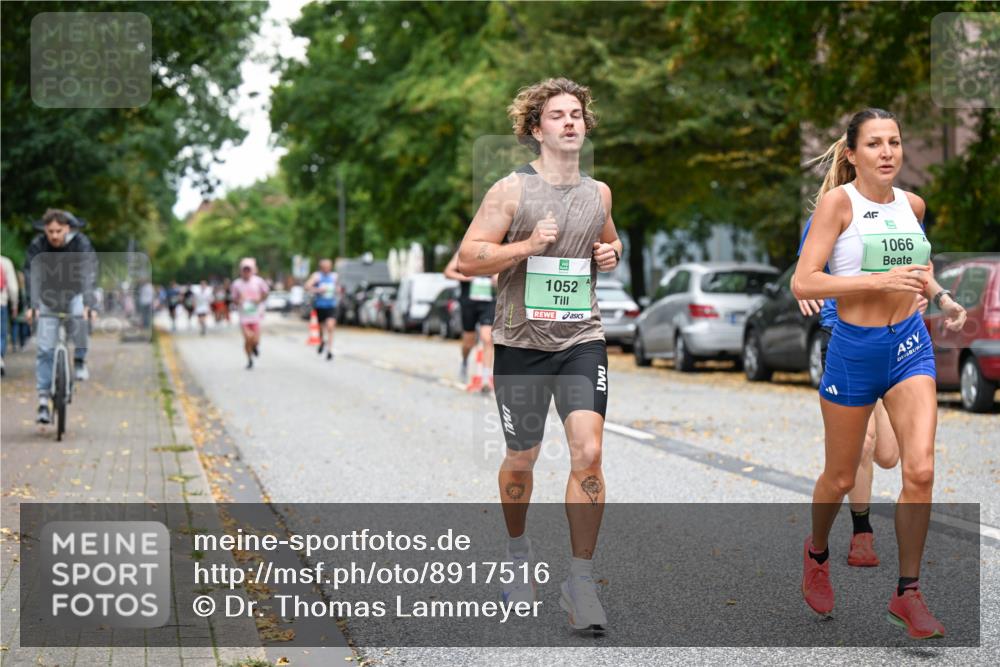 21.09.2025 - PSD Bank Halbmarathon Dr. Thomas Lammeyer http://msf.ph/oto/8917516 21.09.2025 10:33:44 Laufen 1052, 1066 meine-sportfotos.de
