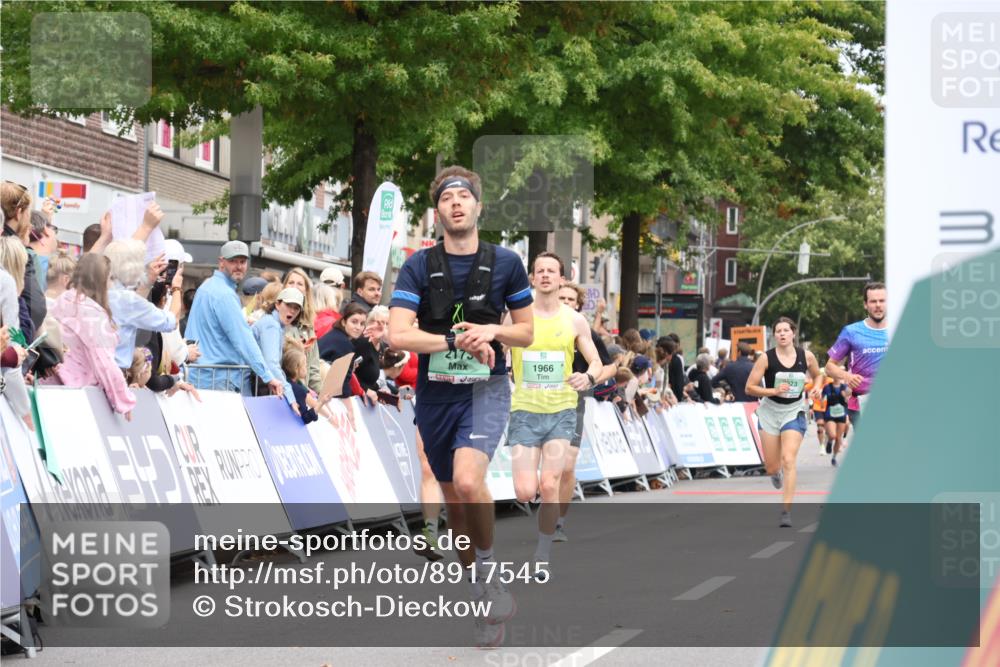 21.09.2025 - PSD Bank Halbmarathon Strokosch-Dieckow http://msf.ph/oto/8917545 21.09.2025 11:44:25 Ziel 1091, 1329, 1966, 2081, 2173, 3023, 4057 meine-sportfotos.de