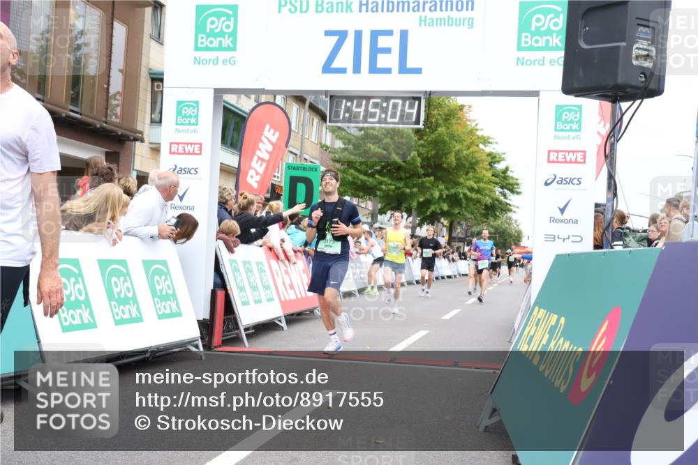 21.09.2025 - PSD Bank Halbmarathon Strokosch-Dieckow http://msf.ph/oto/8917555 21.09.2025 11:44:27 Ziel 1020, 1329, 1966, 2173, 3023, 4057 meine-sportfotos.de