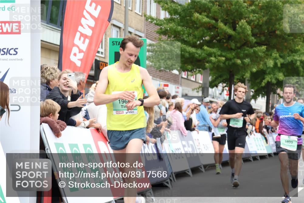 21.09.2025 - PSD Bank Halbmarathon Strokosch-Dieckow http://msf.ph/oto/8917566 21.09.2025 11:44:29 Ziel 1020, 1329, 1966, 2173, 2386, 3923, 4057 meine-sportfotos.de