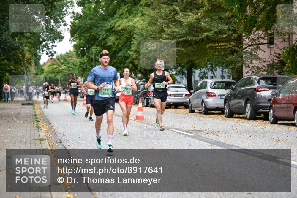 21.09.2025 - PSD Bank Halbmarathon Dr. Thomas Lammeyer http://msf.ph/oto/8917641 21.09.2025 10:34:03 Laufen 1525, 1900, 2064, 1921 meine-sportfotos.de
